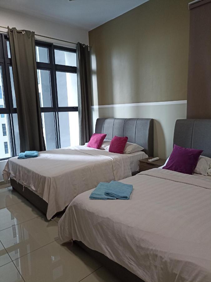 Atlantis Homestay Pool View 1210 Malacca ภายนอก รูปภาพ