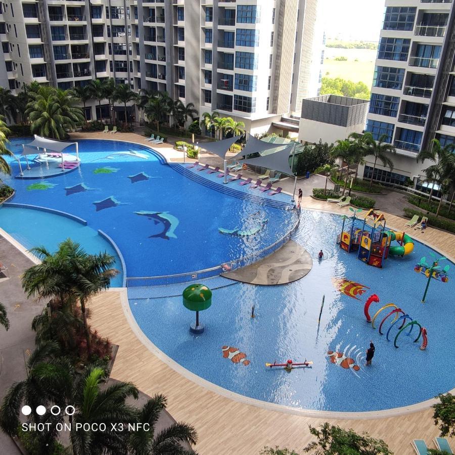 Atlantis Homestay Pool View 1210 Malacca ภายนอก รูปภาพ
